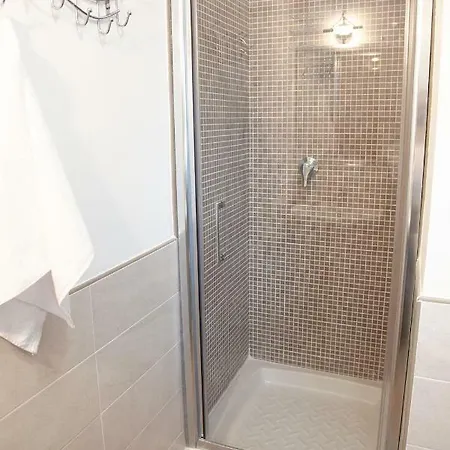 L'aria Di Casa