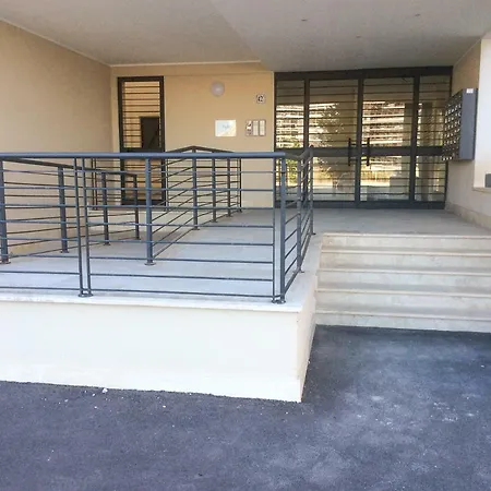 L'aria Di Casa *